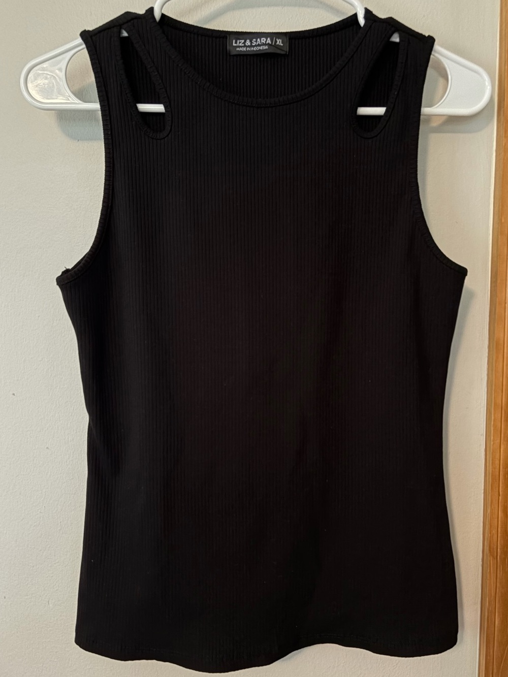 Liz & Sara Black Ribbed Tank with Shoulder Cutouts